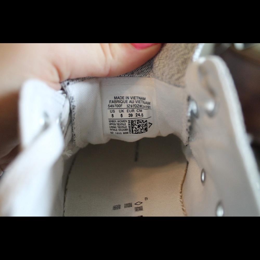 Converse - Picture 6 of 6